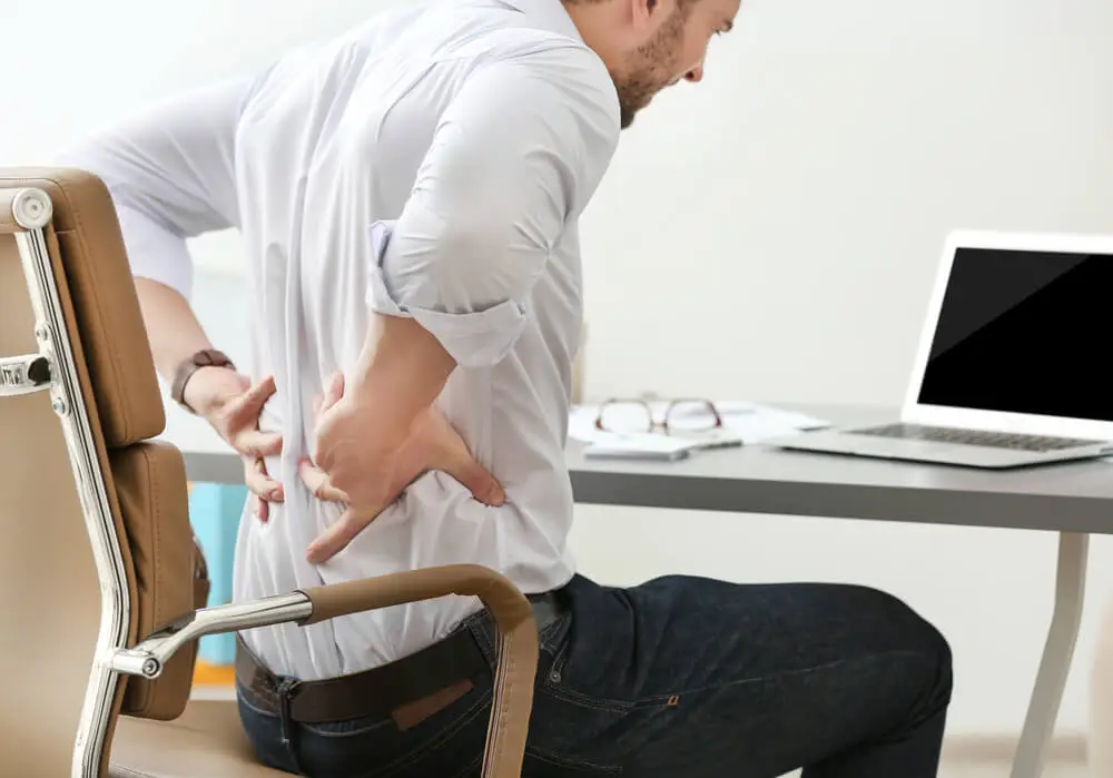 The benefits of treating lower back pain with physical therapy shutterstock 562206250 lower back pain treatment