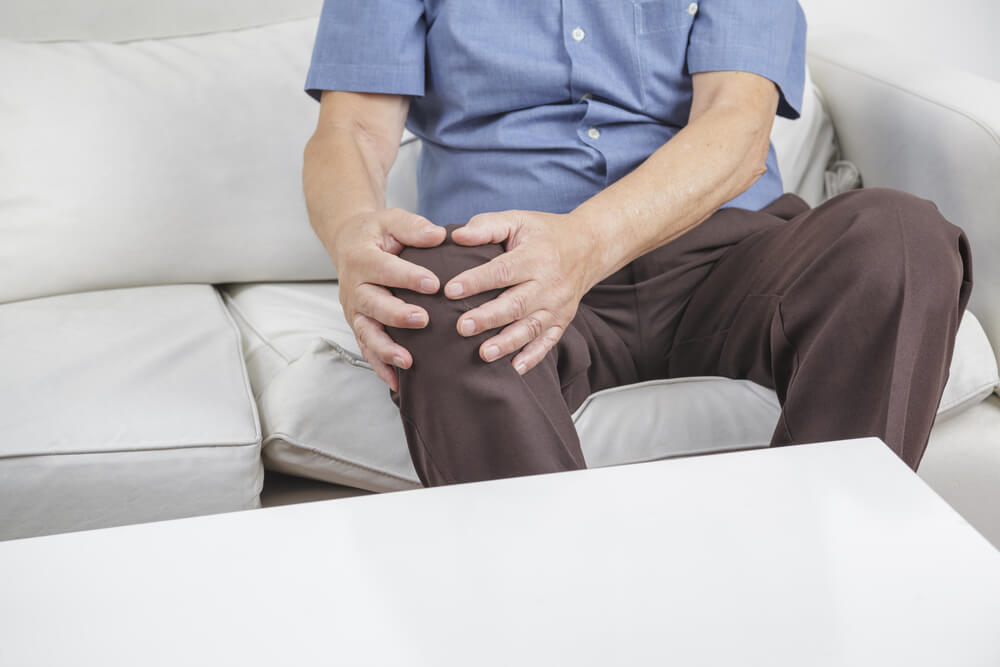 Three issues caused by not doing post-knee surgery therapy shutterstock 545258341 post-knee surgery physical therapy