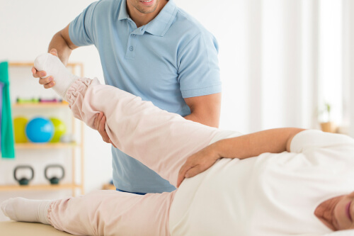 Three big reasons why it's important to have physical therapy after hip replacement surgery shutterstock 773340118 physical therapy physical therapy after hip replacement after hip replacement