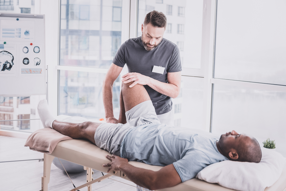 13 of the best exercises for strengthening your knees shutterstock 1287540343 1 physical therapy after knee surgery
