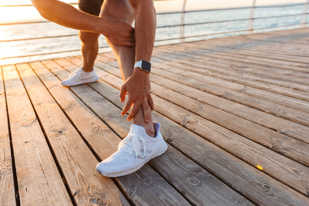 are knee and ankle pain related? | advent physical therapy