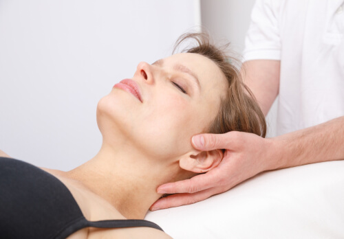 8 Tips to Reduce Neck Pain - Michigan Head & Spine Institute Blog