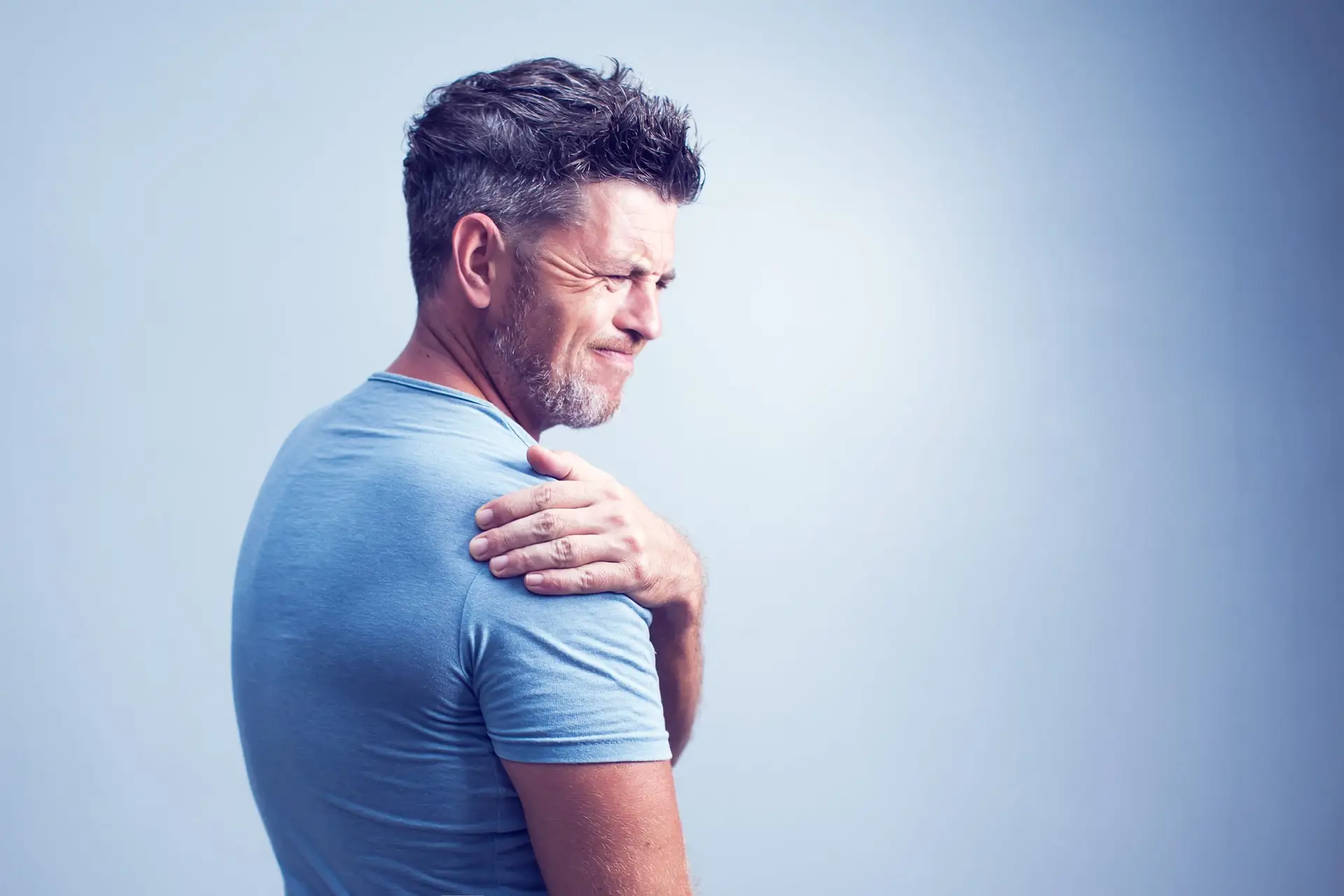 What’s Causing a Burning Pain in My Shoulder? AdobeStock 206058149 scaled What’s Causing a Burning Pain in My Shoulder?