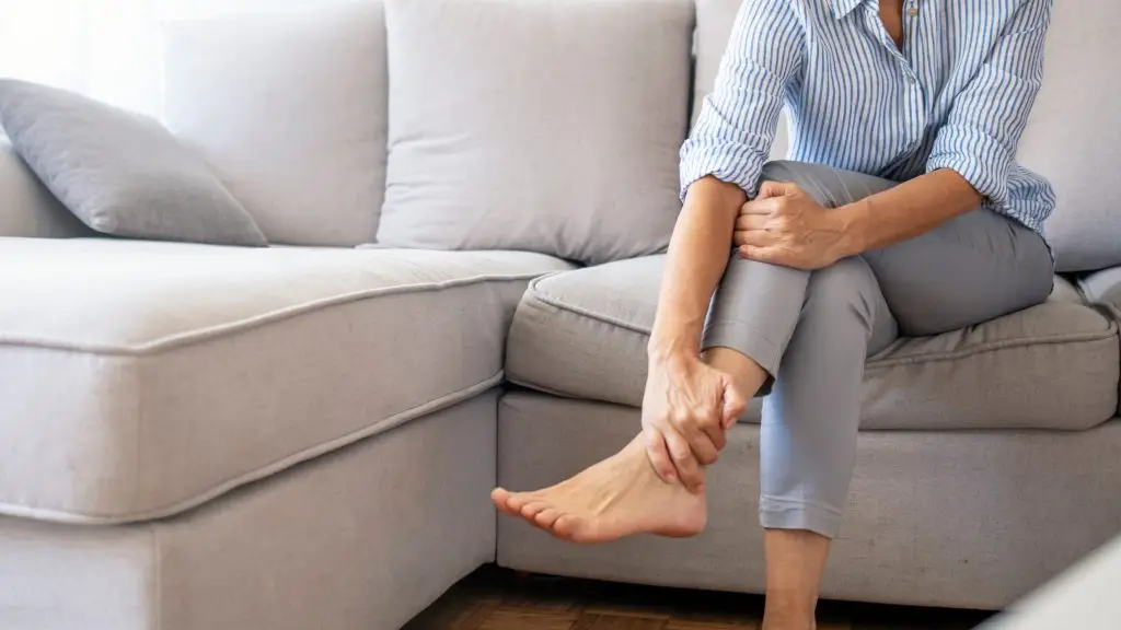 why does my ankle hurt with no injury? ankle pain